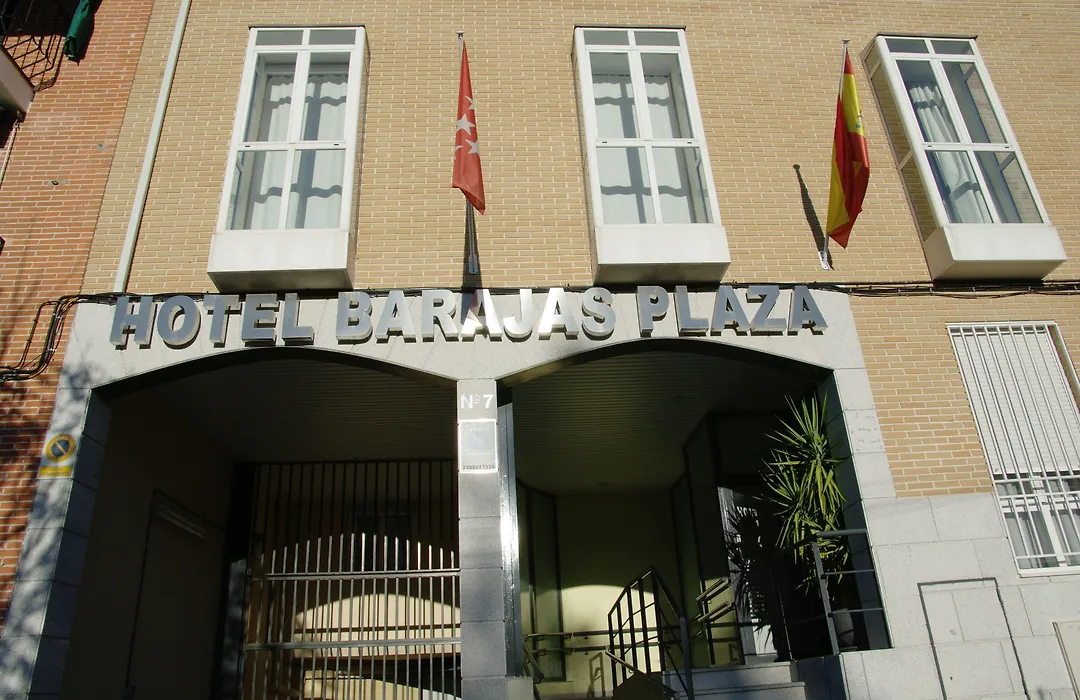 Hotel Barajas Plaza-1